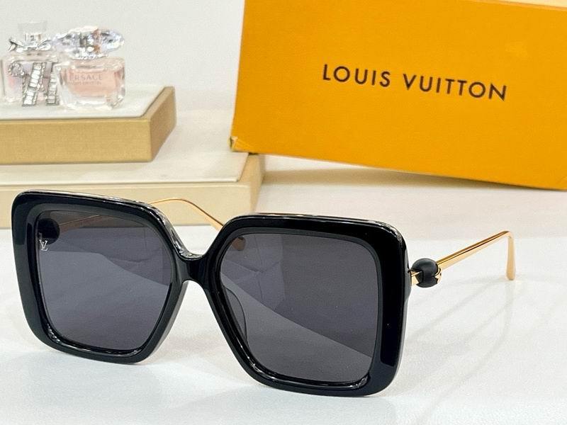 LV Sunglasses 722